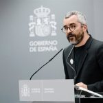 El secretario de Estado de Sanidad defiende que Mónica García ha comparecido "siempre" y no por petición del PP