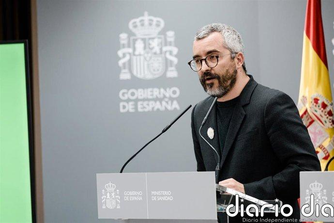 El secretario de Estado de Sanidad defiende que Mónica García ha comparecido "siempre" y no por petición del PP