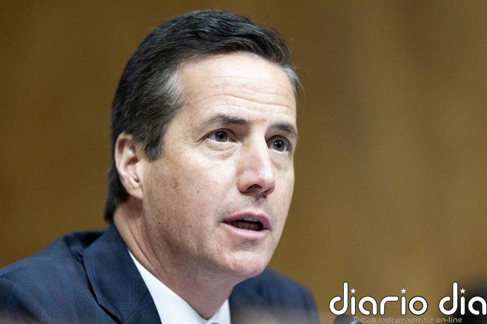 El senador por Ohio Bernie Moreno exige la dimisión a su antiguo yerno congresista, acusado de agredir a su exmujer