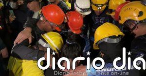 Emotivo rescate bajo los escombros en Pereira 36 horas después del terremoto de Colombia