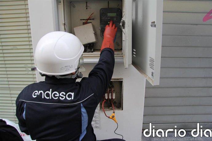 Endesa abre 128 expedientes de fraude al día en Andalucía, 21 a la semana por plantaciones de marihuana