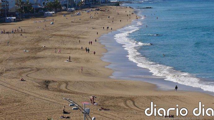 España registrará este sábado cielos despejados, con más de 35ºC en el sur peninsular y aviso naranja en Menorca