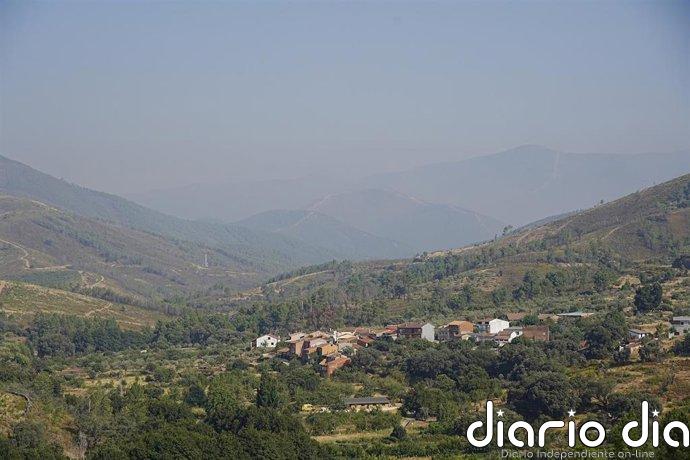 Estabilizado el incendio forestal en Las Hurdes (Cáceres)