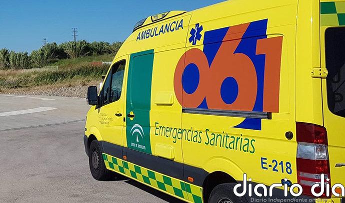 Evacuado al hospital un motorista tras resultar herido en un accidente en la avenida Expo 92 de Sevilla