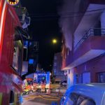Fallece un hombre y cinco afectados en el incendio una vivienda en Alberic