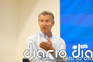 Feijóo dice, tras polémica por el ático, que el Gobierno de Ayuso le comentó en abril que buscaba sede por obras en Sol