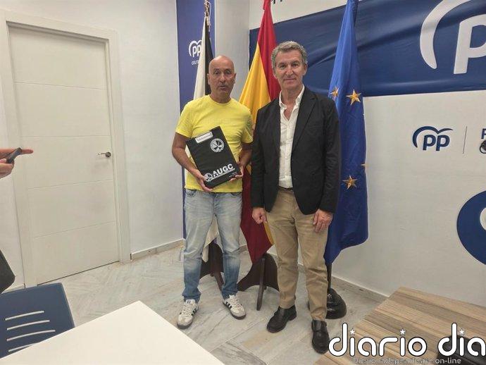 Feijóo se compromete con guardias civiles y policías de Ceuta a reforzar su autoridad y dotarlos de un mando único