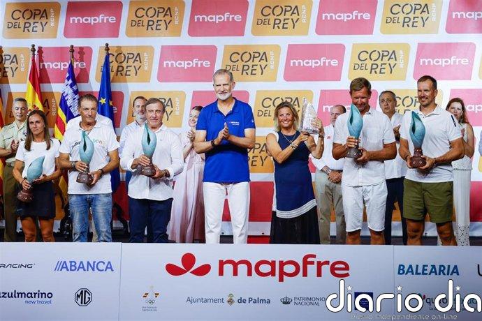 Felipe VI preside la entrega de trofeos de la 44 Copa del Rey Mapfre