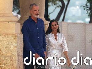 Felipe VI y doña Letizia, junto a la Familia Real noruega en el último adiós a Harald V