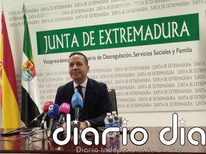 Fernández (Vox) asegura que el rechazo a acoger más migrantes pactado con Guardiola se cumplirá "de manera unánime"