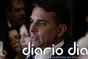 Flávio Bolsonaro desvía la atención hacia Lula por el 'caso Master' y garantiza que respetará las elecciones