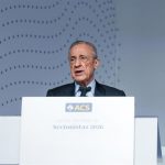 Florentino Pérez se embolsa 23 millones de euros al vender acciones de ACS procedentes del plan de incentivos
