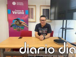 Fotógrafo advierte en la UNIA del futuro "incierto" de la profesión con la llegada de las nuevas tecnologías