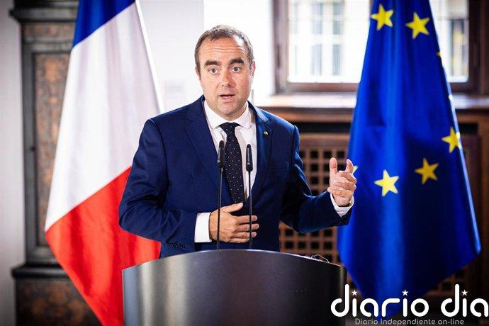 Francia refuerza la vigilancia en Mayotte y condicionará la ayuda a países africanos a colaboración migratoria