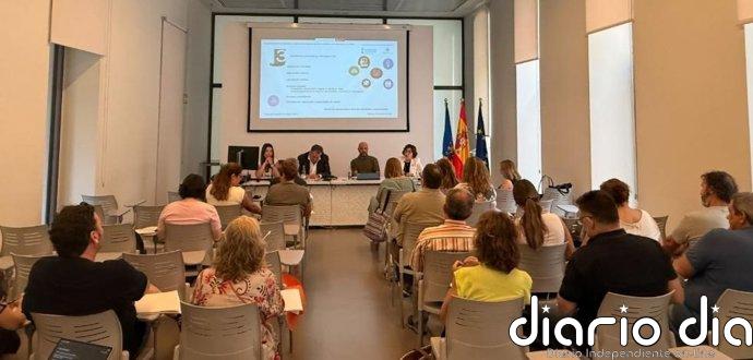 Generalitat acuerda con asociaciones de dana impulsar un dispositivo de intervención psicológica en caso de emergencias
