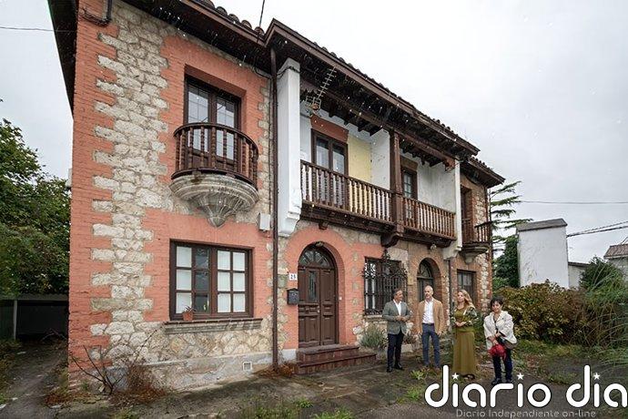 Gobierno y Ayuntamiento estudian la rehabilitación y usos de las antiguas casas de maestros del CEIP Agapito Cagigas