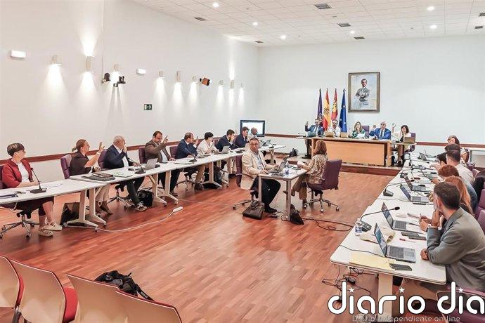 Guadalajara valida en pleno transformar locales comerciales en viviendas