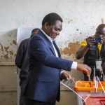 Hakainde Michilema es reelegido presidente de Zambia con más del 60% de los votos