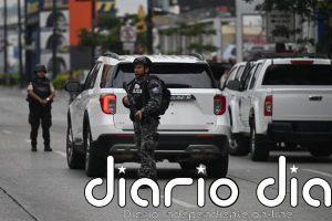 Hallan ocho cadáveres mutilados en fosas de una zona minera en el sur de Ecuador
