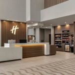 Holiday Inn inaugura en Denver su primer hotel con nuevo diseño de lobby