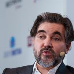 Ignacio Juliá (Banco Santander): "Europa no puede regular más deprisa de lo que innova"