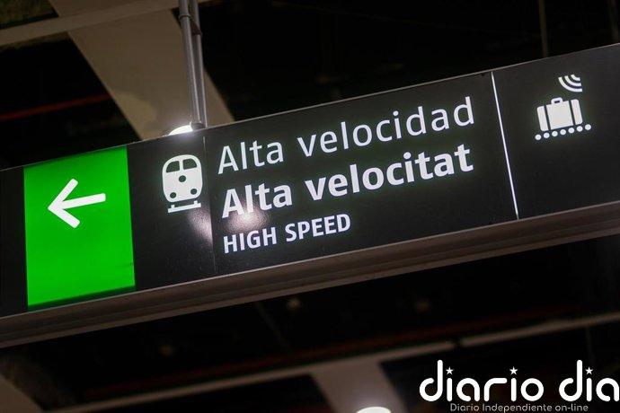 Interrumpida la circulación de la alta velocidad entre Barcelona y Girona por falta de tensión