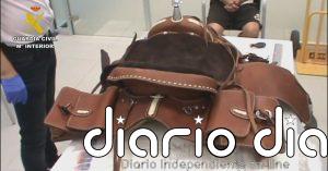Intervenidos en Guadalajara cinco kilos de cocaína escondidos en una silla de montar a caballo