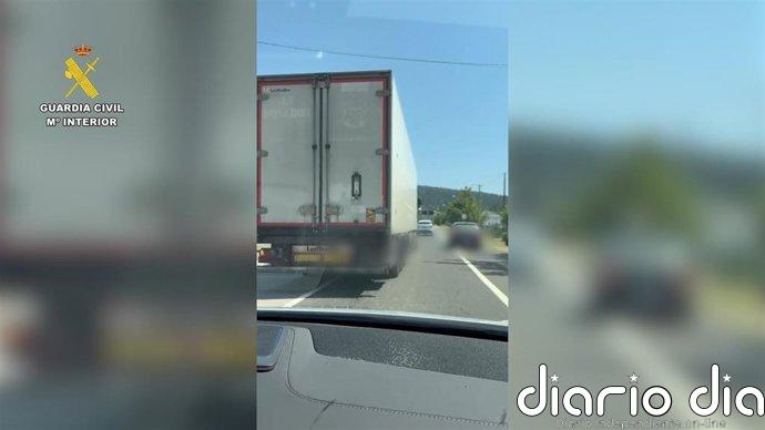 Investigado un vecino de Lugo tras adelantamientos en zonas prohibidas con un vehículo articulado