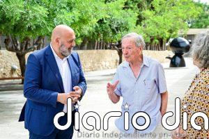 Jaime Martínez analiza con el arquitecto Rafael Moneo la situación de la Fundación Pilar i Joan Miró