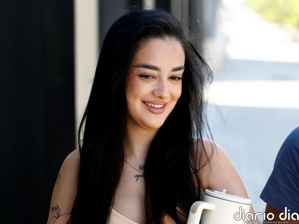 Julia Janeiro da un paso atrás y deja "sola" a su tía Beatriz Trapote en su guerra contra Belén Esteban