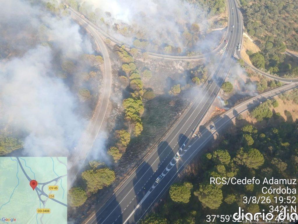 Junta eleva a fase de emergencia 1 el incendio forestal de Cerro Muriano (Córdoba) con once medios aéreos desplegados