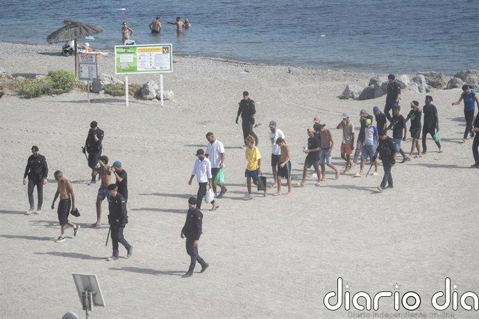 La AN pide un informe para investigar si la crisis migratoria de Ceuta responde a la acción de un "grupo criminal"