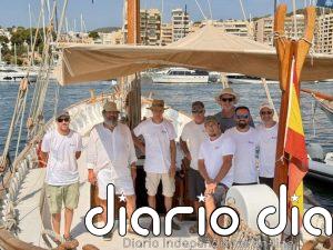 La 'Balear', una 'barca de bou' del Consell de Mallorca, participa en la regata Illes Balears Clàssics