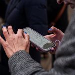La brecha digital en la Seguridad Social: Piden mantener la notificación en papel para colectivos vulnerables
