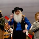 La chirigota 'Los amish del mono' actúa este jueves en La Terraza de Fundación Unicaja en Cádiz