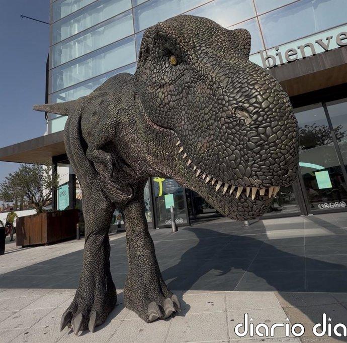 La exposición de dinosaurios hiperrealistas a tamaño real 'Jurassic World' llegar Vallsur del 20 al 22 de agosto