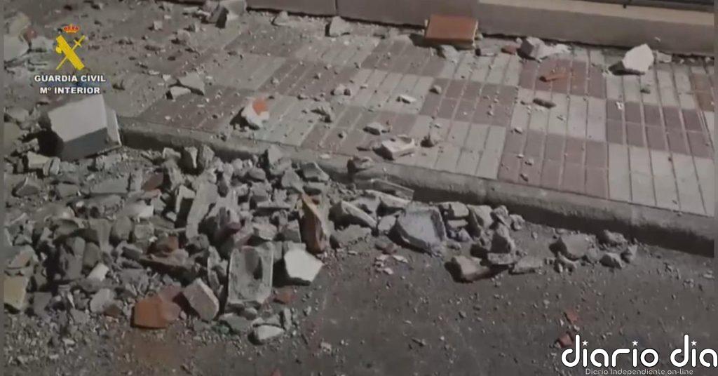 La Guardia Civil auxilia a vecinos afectados por el terremoto de Granada