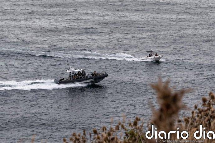 La Guardia Civil intercepta en Ceuta una embarcación con siete inmigrantes que se dirigía a la Península