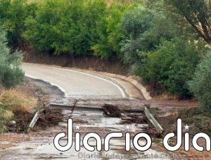 La lluvia y las tormentas dejan una decena de avisos por anegaciones en la provincia de Jaén