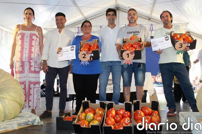 La lote ganador de la subasta del Tomate Huevo Toro en Coín (Málaga) alcanza los 20.000 euros