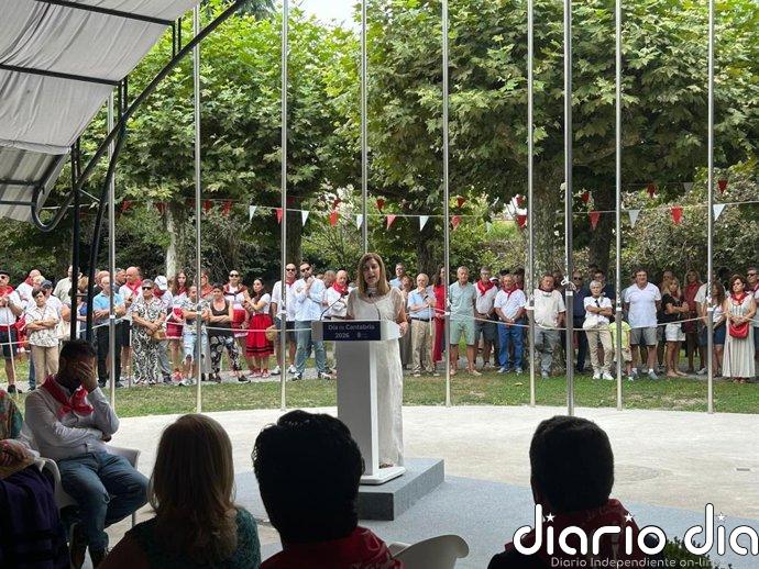La oposición critica el discurso "triunfalista" de Buruaga: "Sigue viviendo en el país de las maravillas"