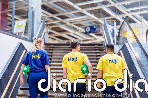 La plantilla de las oficinas centrales de Ikea, incluida la dirección, trabaja este verano en tienda