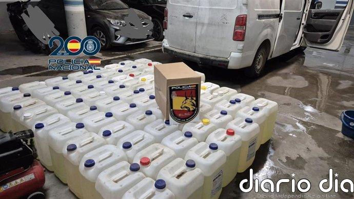 La Policía interviene en Sanlúcar (Cádiz) 2.250 litros de combustible destinados a abastecer narcolanchas