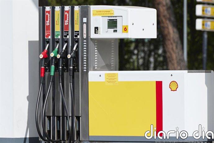 La rebaja fiscal del gasóleo subirá automáticamente a 20 céntimos en septiembre tras dispararse su precio