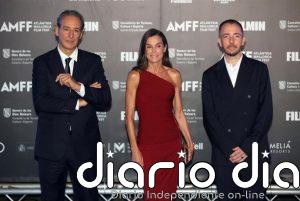 La Reina Letizia clausura el Atlàntida Mallorca Film Fest con la entrega del 'Master of Cinema' a Alexandre Desplat