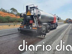 La subdelegada defiende la "apuesta decidida" del Gobierno por la "mejora" de trenes y carreteras de Huelva