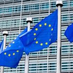 La UE lamenta el "deterioro" de las libertades en Hong Kong tras la condena a dos activistas prodemocracia