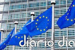 La UE lamenta el "deterioro" de las libertades en Hong Kong tras la condena a dos activistas prodemocracia