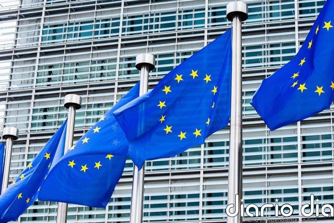 La UE lamenta el "deterioro" de las libertades en Hong Kong tras la condena a dos activistas prodemocracia
