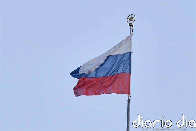 La UE ve "alarmante" la condena a 11 años de cárcel de un opositor ruso por desacreditar al Ejército